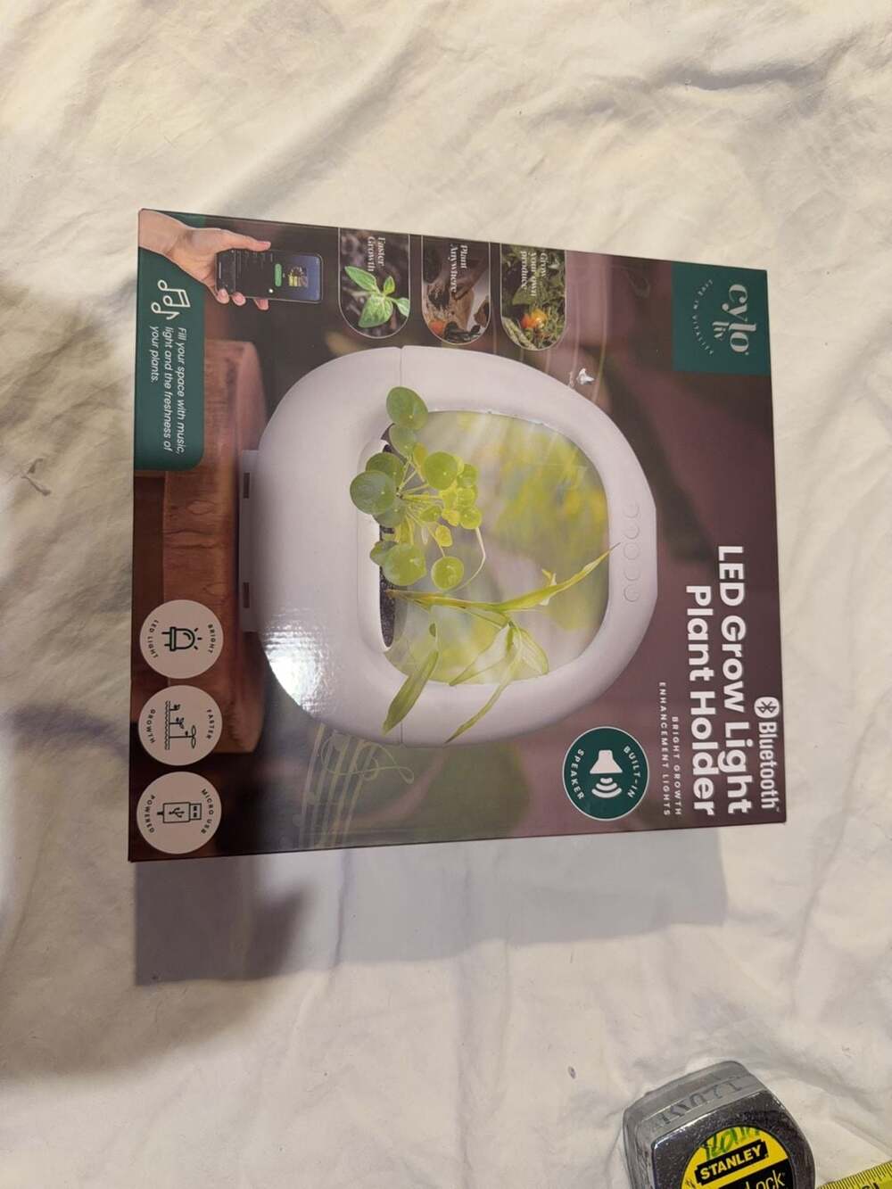 Cylo Liv Bluetooth LED Grow Light Plant Holder with Built-in Speaker